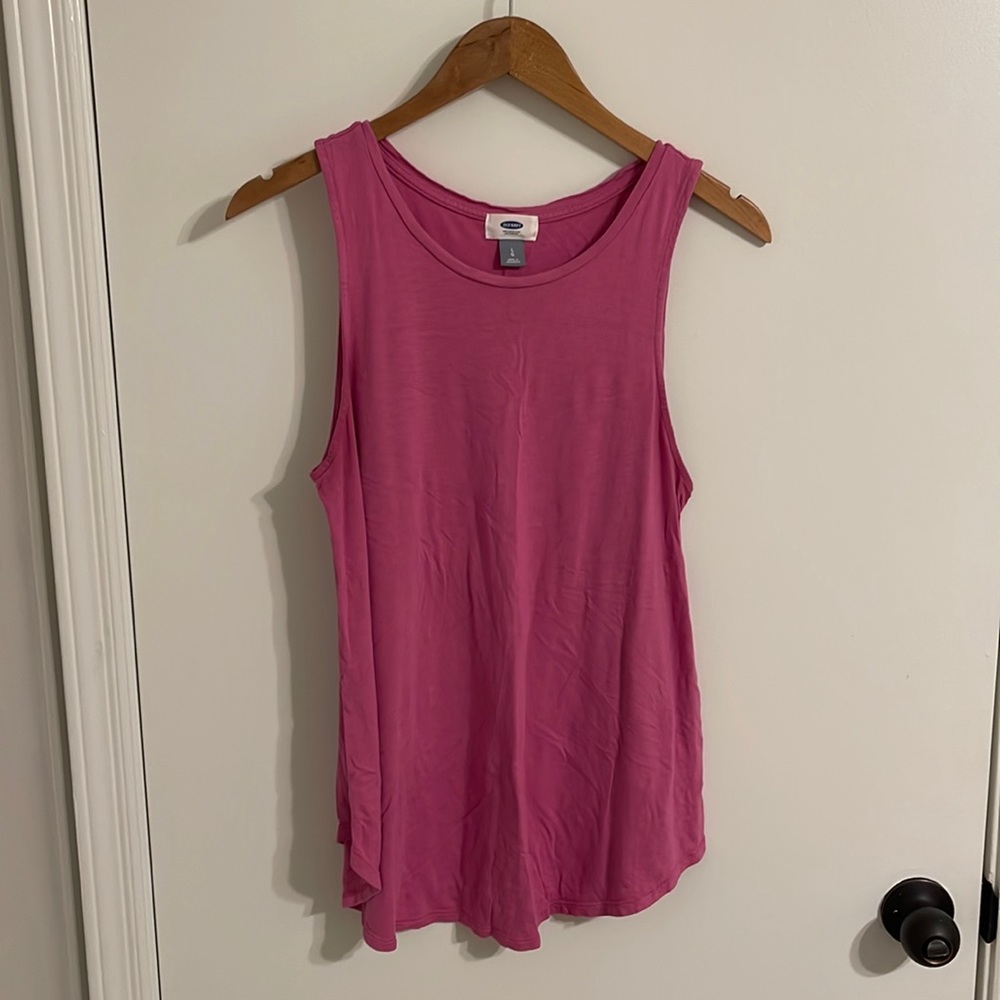 Old Navy Scoop Neck Tank Top